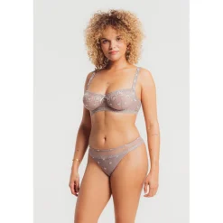 Louisa Bracq String*CHANTILLY - String