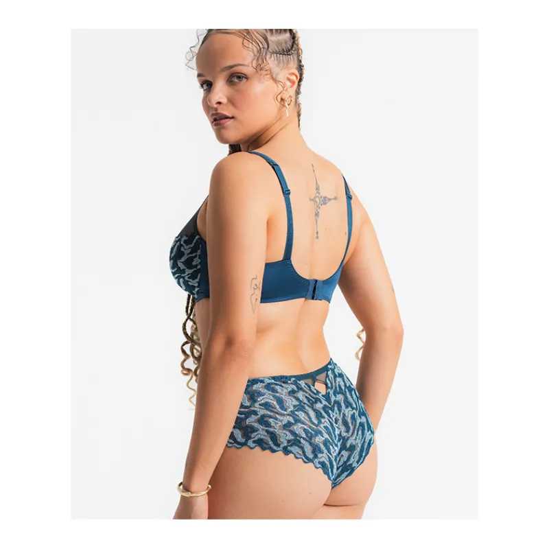Louisa Bracq Shorty*ELECTRIC WAVES - Shorty