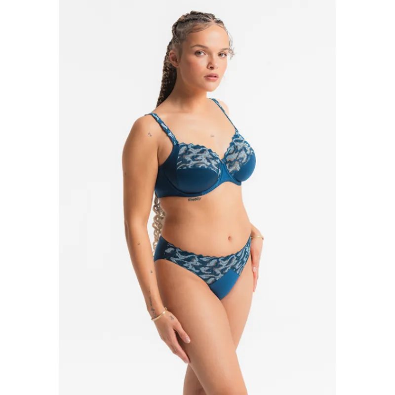 Louisa Bracq Slip*ELECTRIC WAVES - Slip