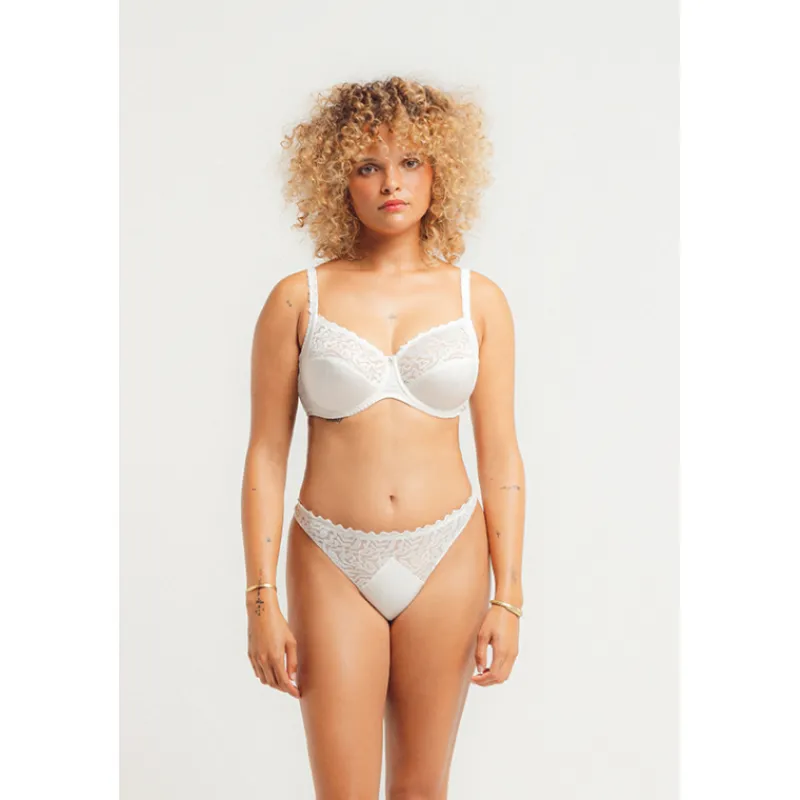 Louisa Bracq String*ELECTRIC WAVES - String