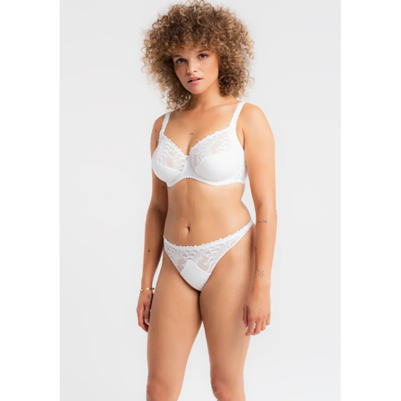 Louisa Bracq String*ESPERANZA - String