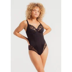 Louisa Bracq Body*JULIA - Body