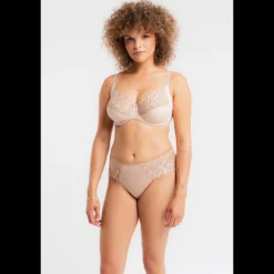 Louisa Bracq Shorty*JULIA - Shorty