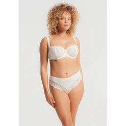 Louisa Bracq Shorty Brésilien*ÉLISE - Shorty Brésilien