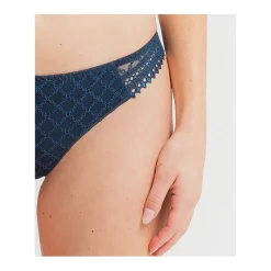 Louisa Bracq Tanga*PACO - Tanga