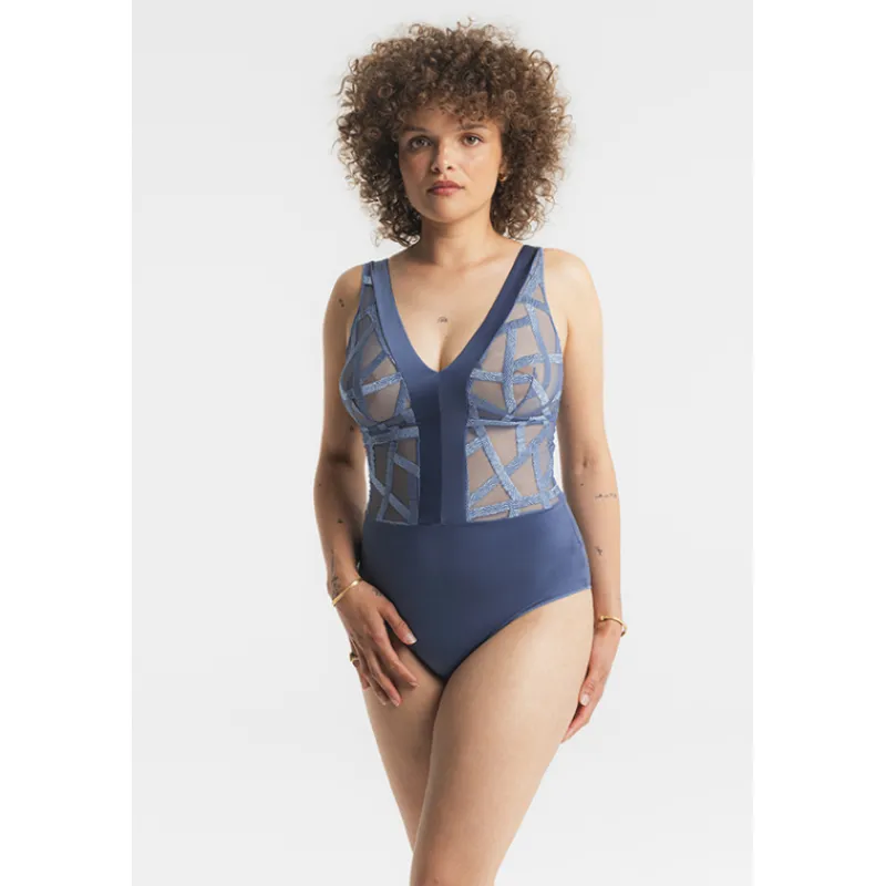 Louisa Bracq Body*SÉRIE - Body
