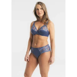 Louisa Bracq Shorty*SÉRIE -  Shorty
