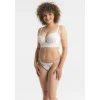 Louisa Bracq String*VICTORIA -  String