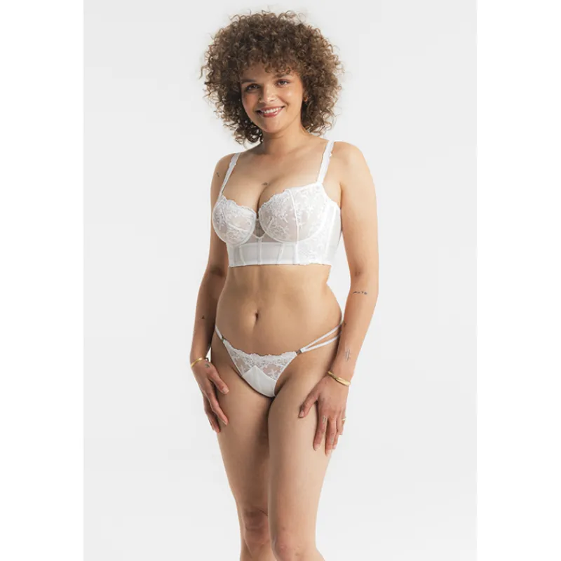 Louisa Bracq String*VICTORIA - String