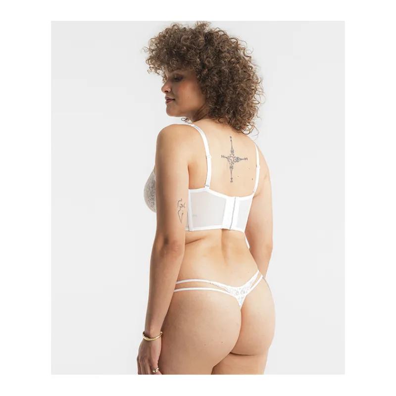 Louisa Bracq String*VICTORIA - String
