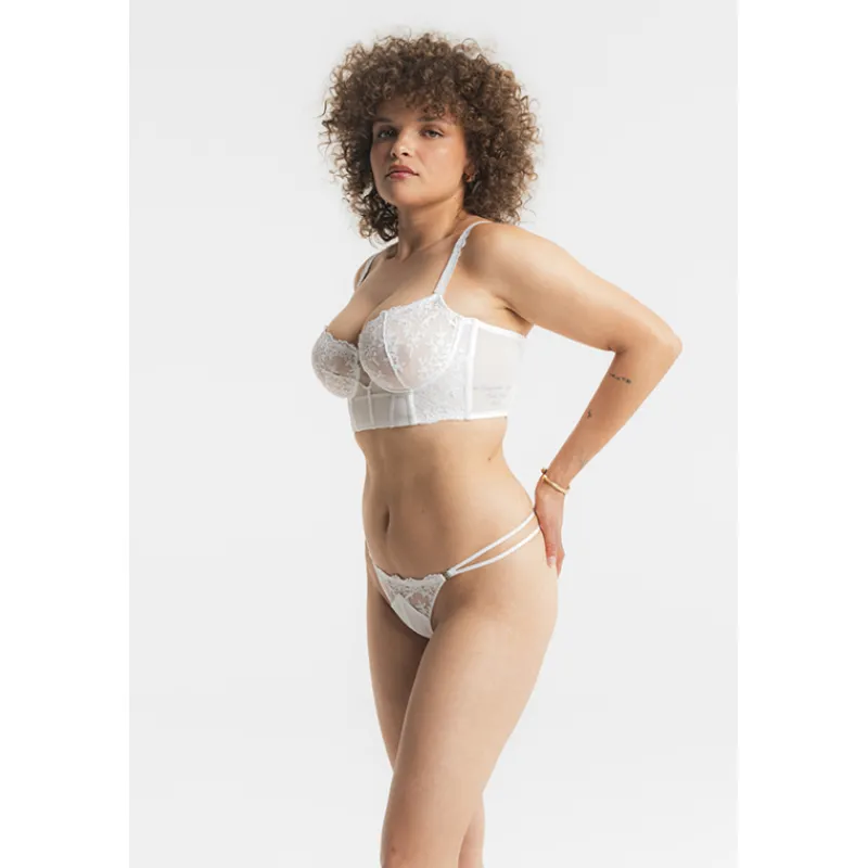 Louisa Bracq String*VICTORIA - String