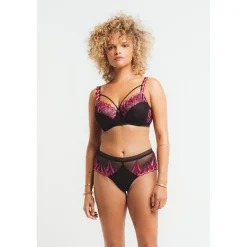 Louisa Bracq Shorty*VIRTUAL SUNSET -  Shorty