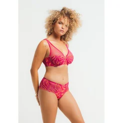 Louisa Bracq Shorty*Vortex - Shorty